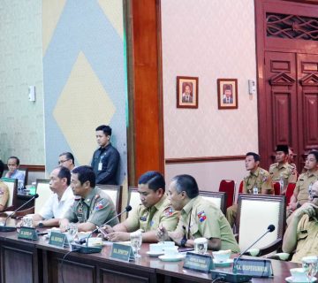 Brieffing Staff 5 360x320