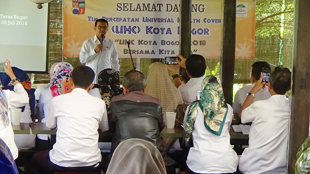 Sambutan Sekda pda acr Rakoor Tim Percepatan Univrsal Health Coverage di Surabi Teras Jl Sancang Boteng