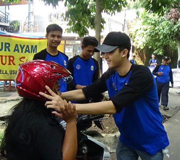 Pakai helm   360x320