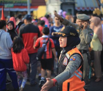 IMG 2325 copy 360x320