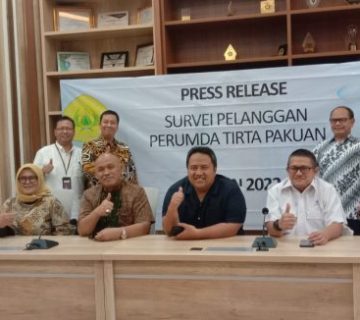 IMG 20221130 WA0043 696x326 1 360x320